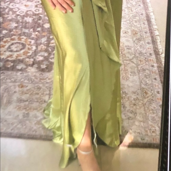 Floor length Light Green Gown V Neck Sleeveless - Picture 5 of 5